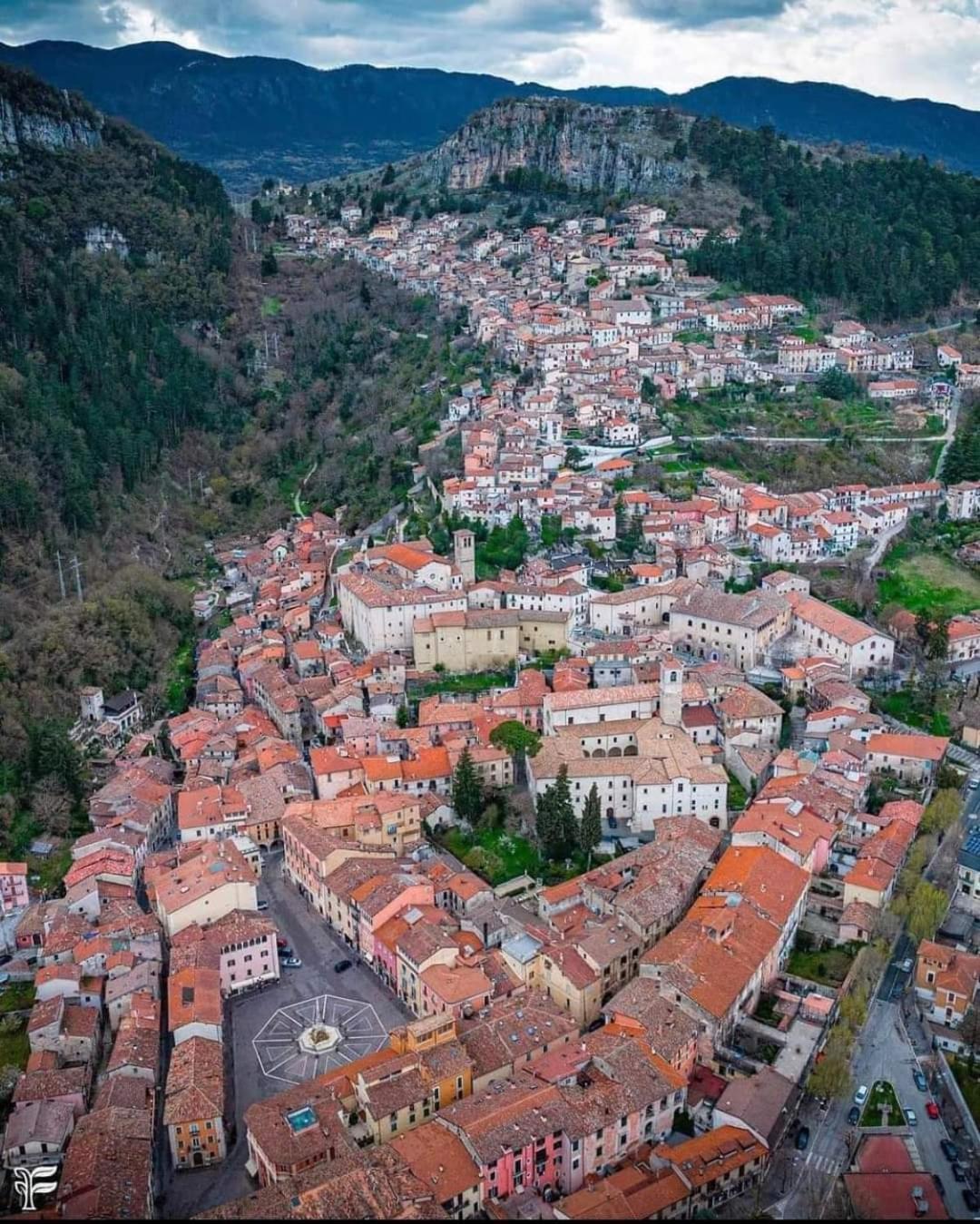 Appartamento Luzzi Tagliacozzo Esterno foto