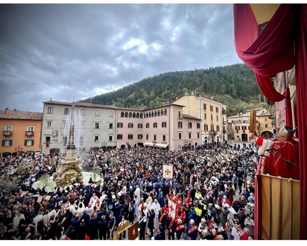 Appartamento Luzzi Tagliacozzo Esterno foto