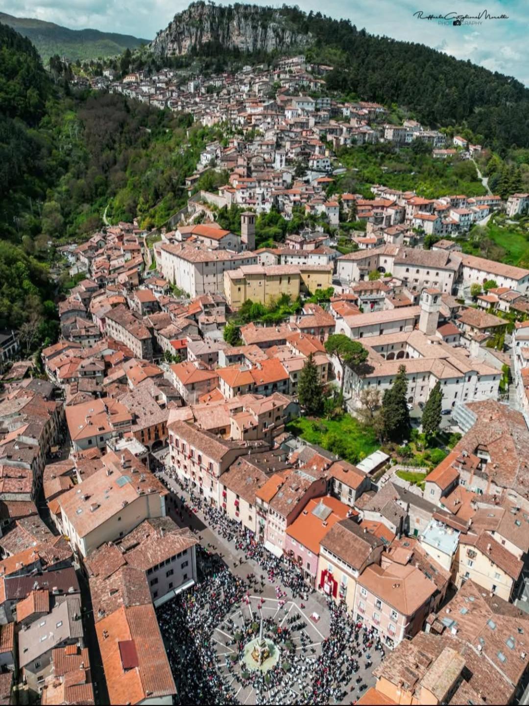 Appartamento Luzzi Tagliacozzo Esterno foto